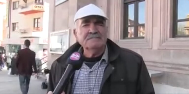 Hüsnü Kesmez Vefat Etti.