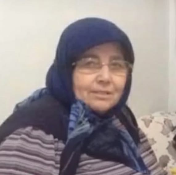 Çeşminaz Karakoç vefat etti.