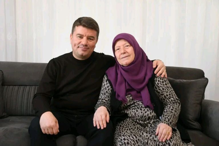 Aksaray Belediye Başkanı Evren Dinçer’in Annesi Vefat Etti
